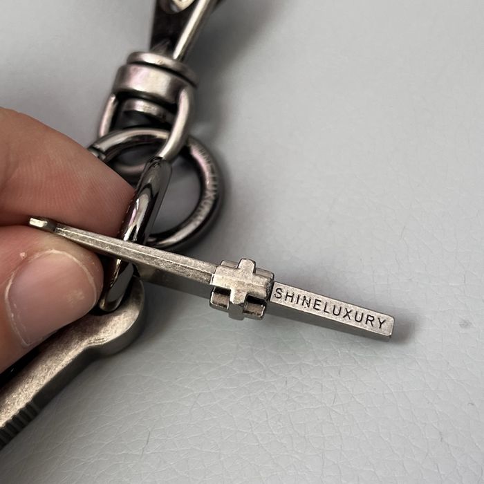 shineluxurystudios цепь