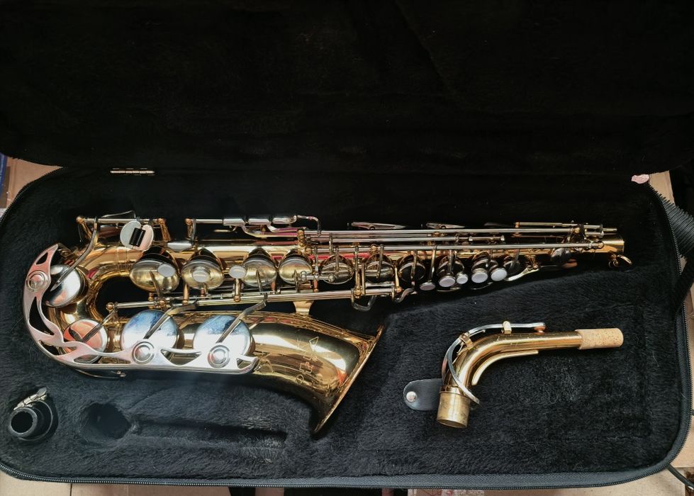 Альт саксофон Yamaha 23 Vito