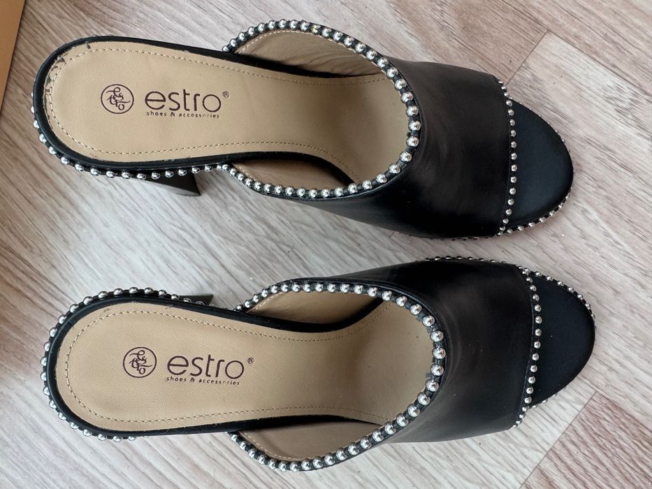 Босоніжки мюлі шльопки Estro Італія