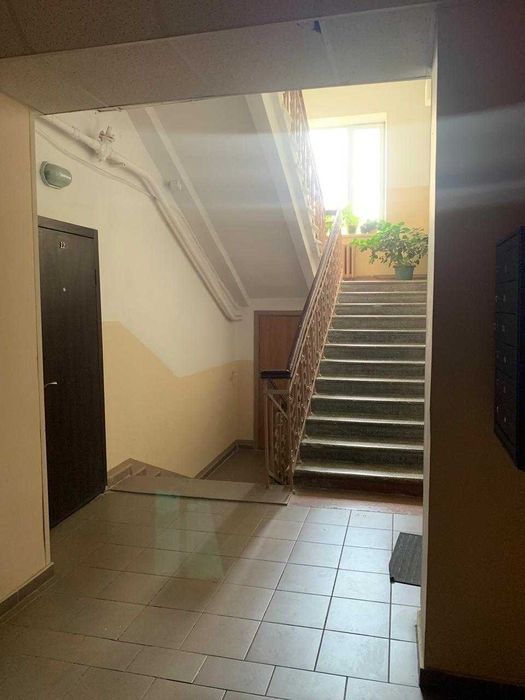 Офіс 80 кв.м, вулиця Бойчука 1-А, метро Звіринецька (Дружби Народів)