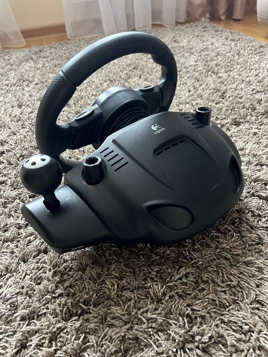 Руль logitech driving force gt