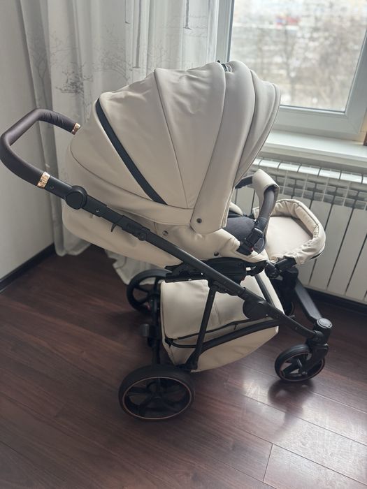 Продам коляску Baby Pram Bailey в ідеальному стані