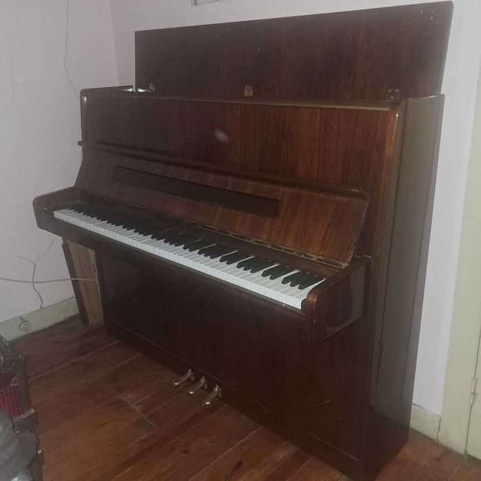 Piano Vertical - pouca utilização