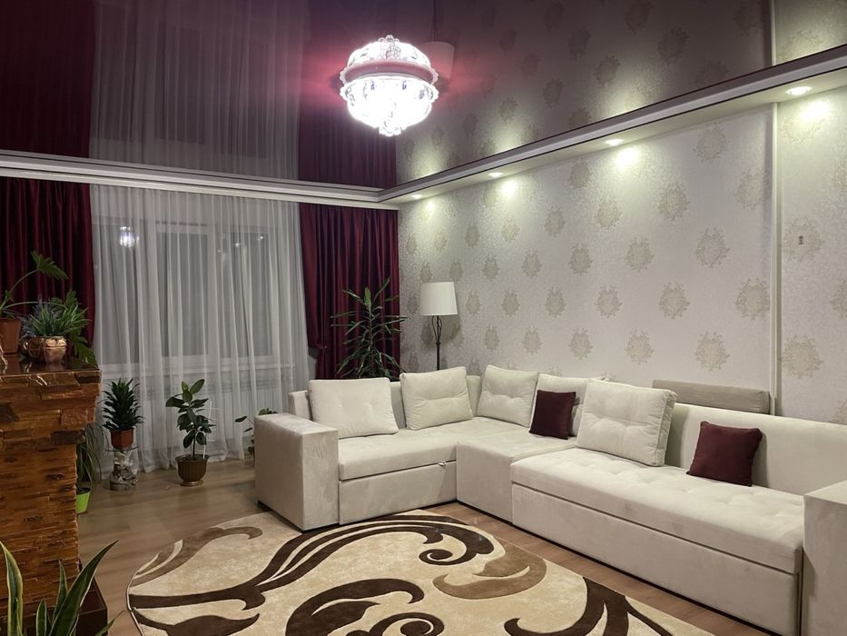 Продаж будинку з терасою, держпрограми - так!