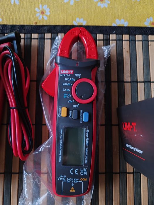 Multimetr cegowy Uni - t U210E