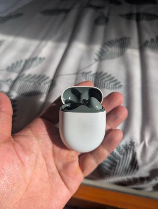 Pixel buds a series