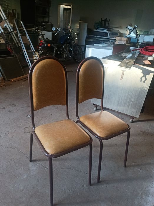 Mesas e cadeiras de restaurante