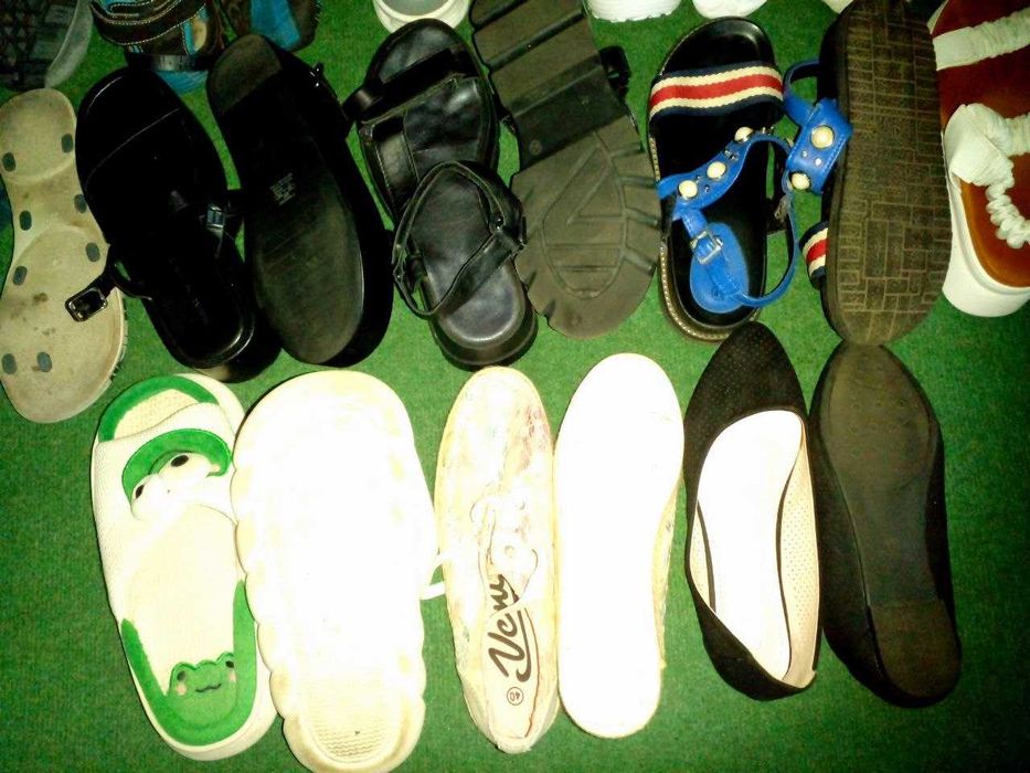 Взуття жіноче р-р 39 +- продам або обміняю. Самовивіз