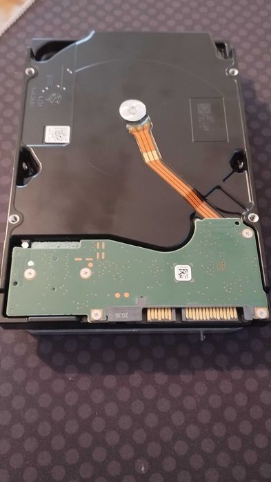 Seagate Exos X16 12TB 3.5" SATA III 7200 RPM – Saúde 100% OK (NAS / Server)