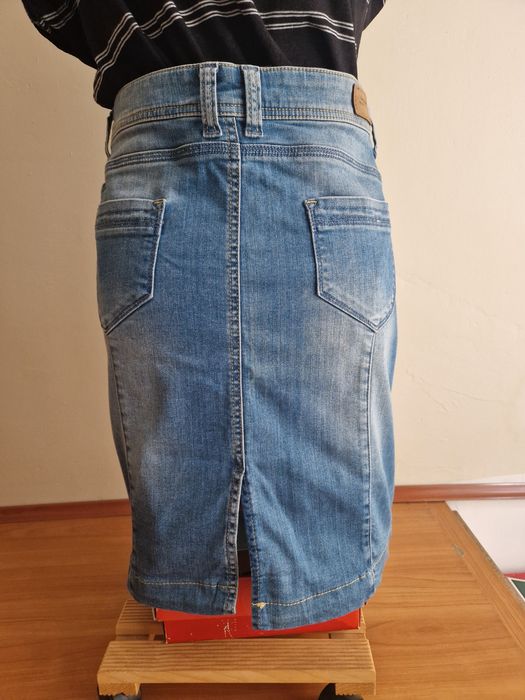 Nowa jeansowa spódniczka - Tatuum -  S