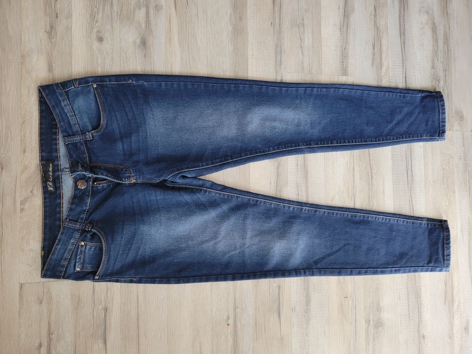 Spodnie jeansowe L/XL