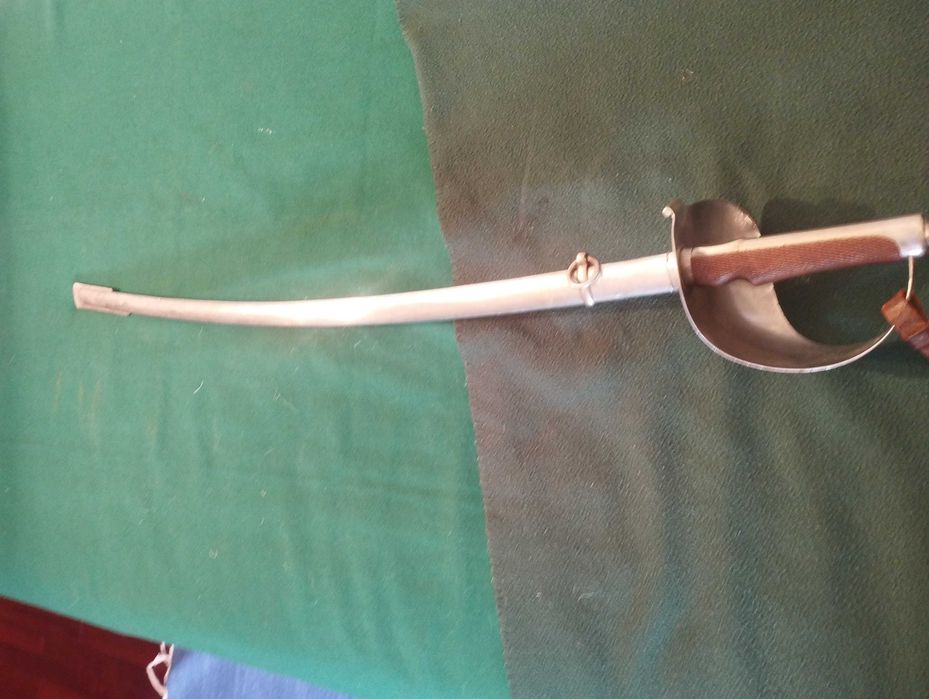 Espada  de cavalaria portuguesa de 1905, fabricado em Solingen