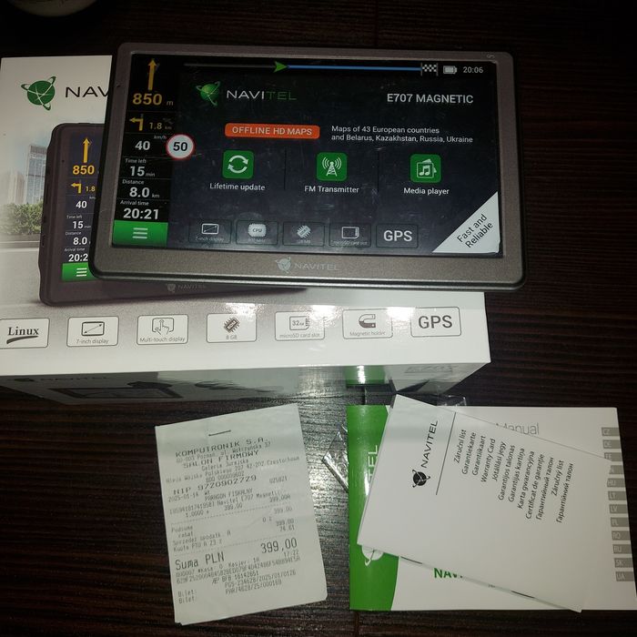 Navitel e 707 magnetic.