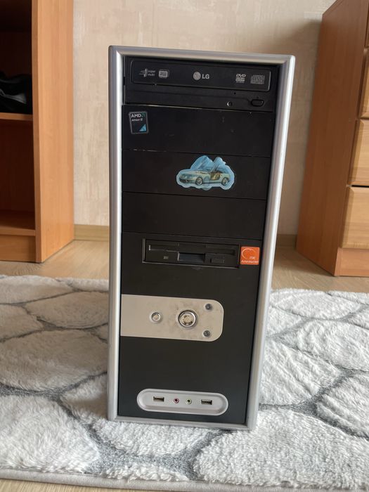 Комп’ютерний корпус ATX (Mid Tower) – класичний, робочий