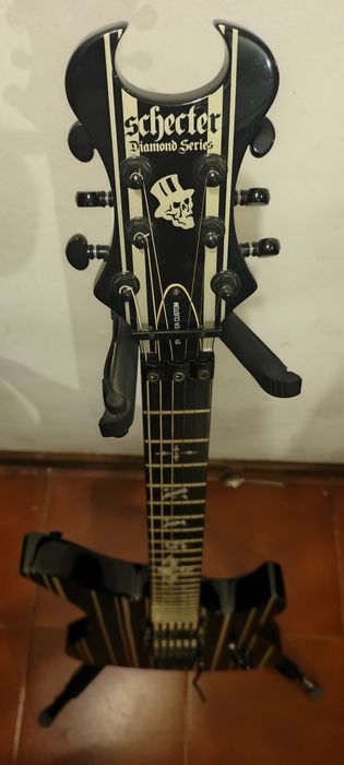 Schecter Synyster Gates Custom