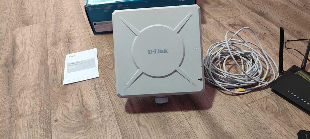Zestaw LTE z anteną zewnętrzna DWP-812KT Router plus antena zewnętrzna