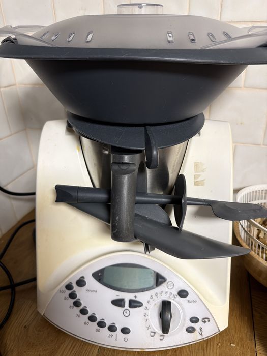 Vende-se bimby t31