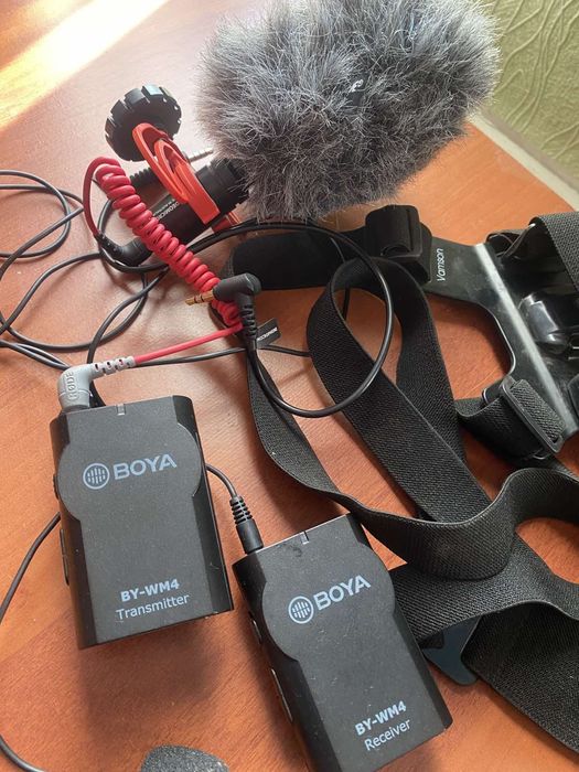 Продам Безпровідну  мікрофону систему Boys BY-WM4 Pro