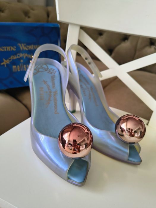 Vivienne Westwood r 38 niebieskie szpilki z kulką melissa