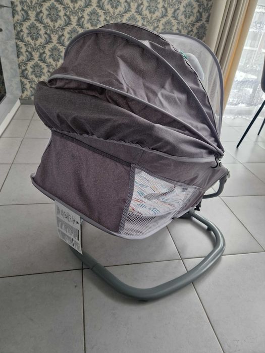 Заколисувальний центр