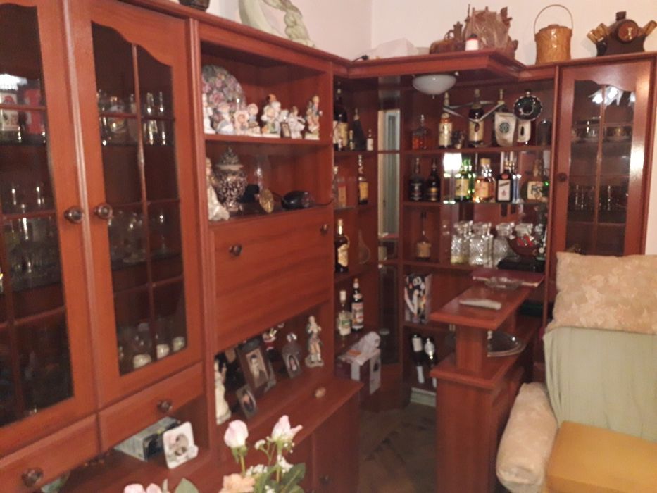 Móvel de sala com bar