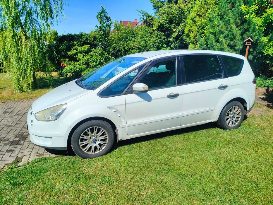 Ford s max tanio