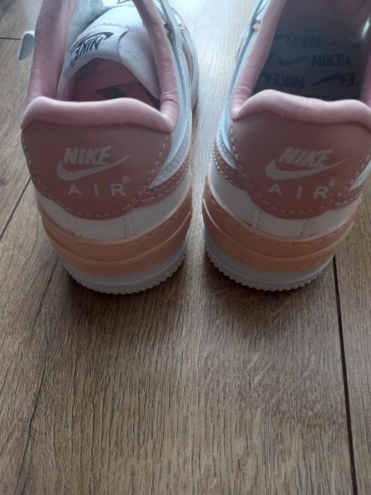 Sprzedam buty rozmiar 37 nowe