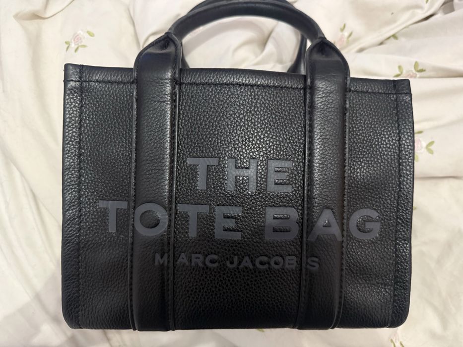 Сумка Marc Jacobs Mini Traveler Tote чорна