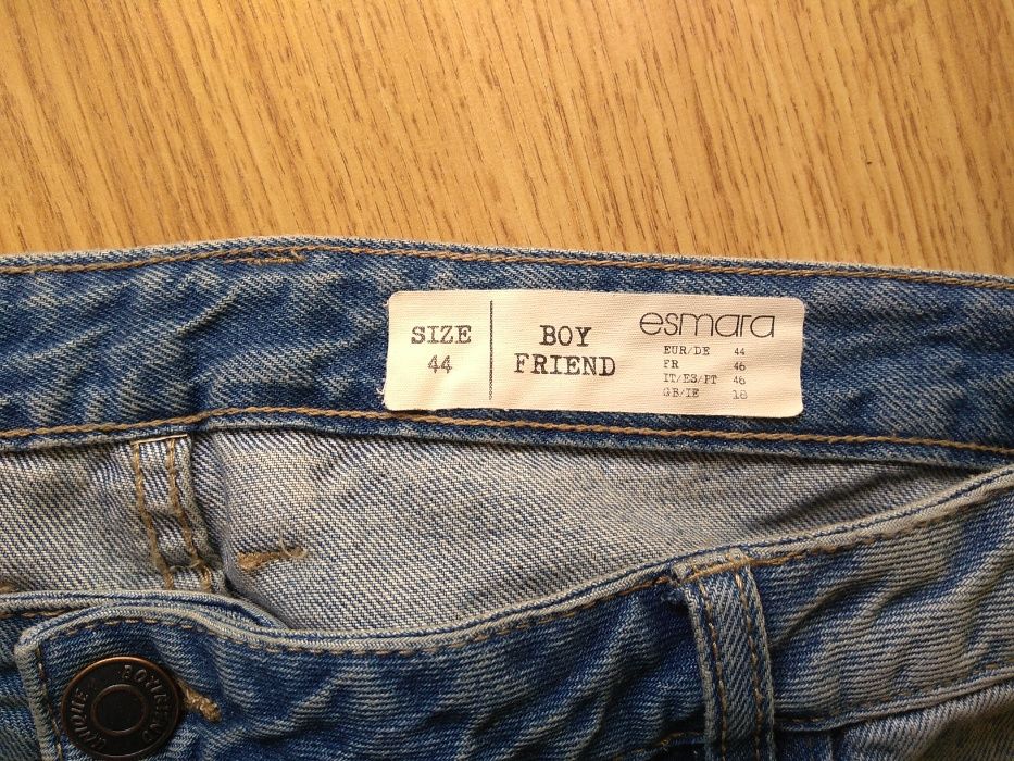 Jeansy typu boyfriendy rozm. 44