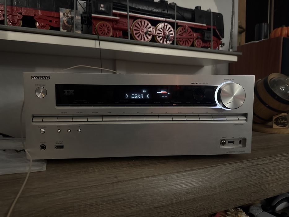 Amplituner Onkyo Tx-NR616