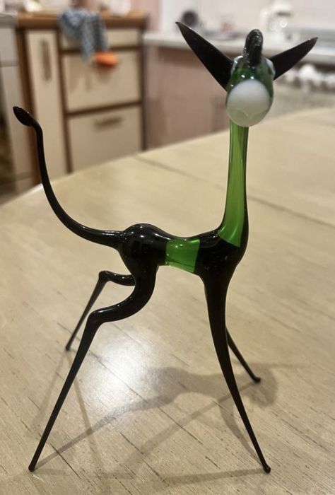 Стеклянные фигурки