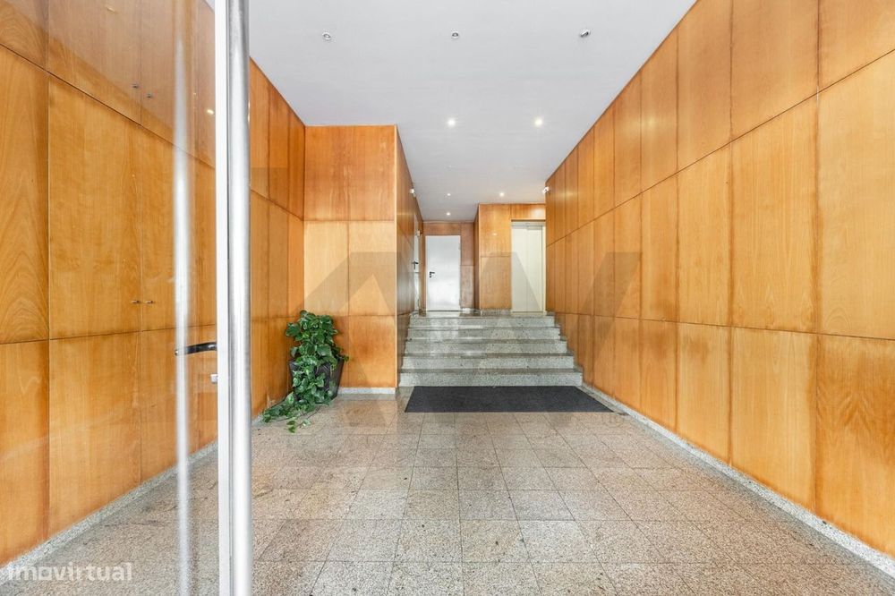 Apartamento T2 Duplex com 137 m2 em Vila Nova da Telha, Maia — Lugar d