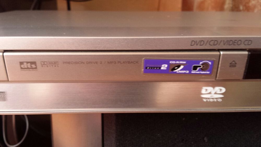 Sony DVD Player, Model 200364738417900162122