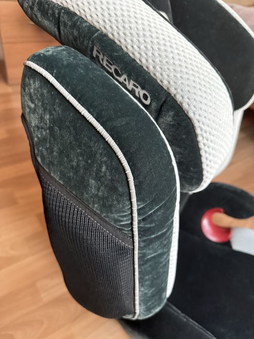 Дитяче автокрісло Recaro Monza Nova 2 Seatfix (група 2/3, 15–36 кг, ISOFIX)