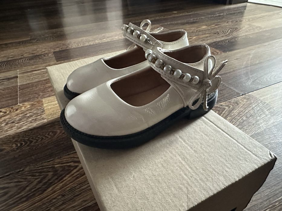 Туфлі Cleebe 26 розміру