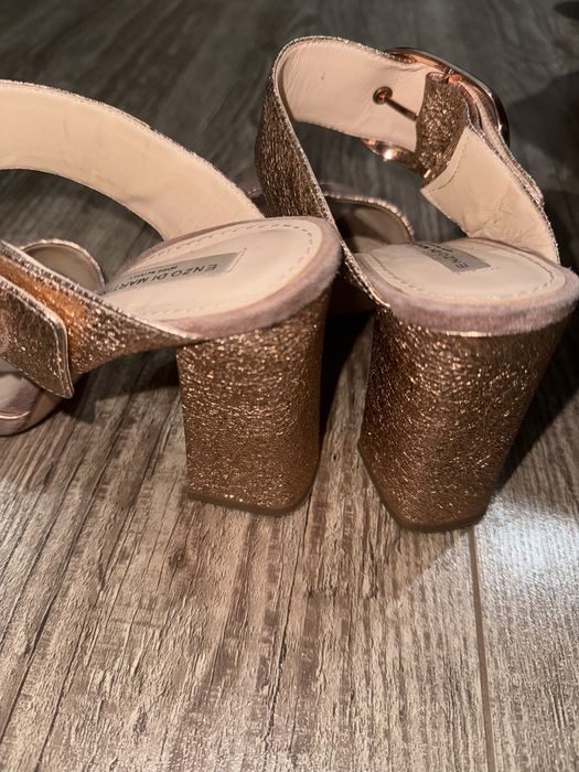 Босоніжки Італія 36 розмір натуральна шкіра замш