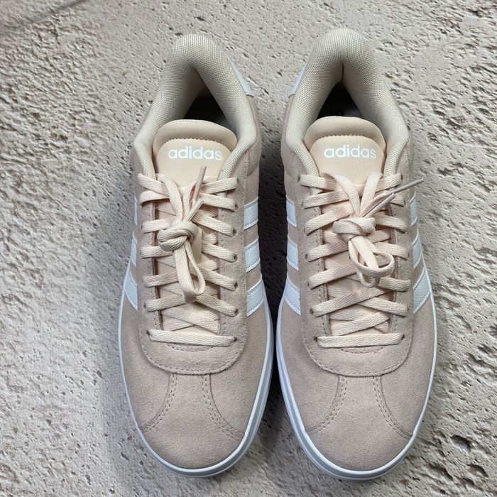 ih9996 оригінал нові жіночі кросівки Adidas vl court bold originals