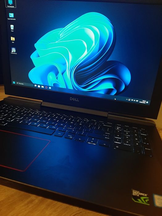 Laptop Dell Inspiron G5  i7 8gen.  1050Ti