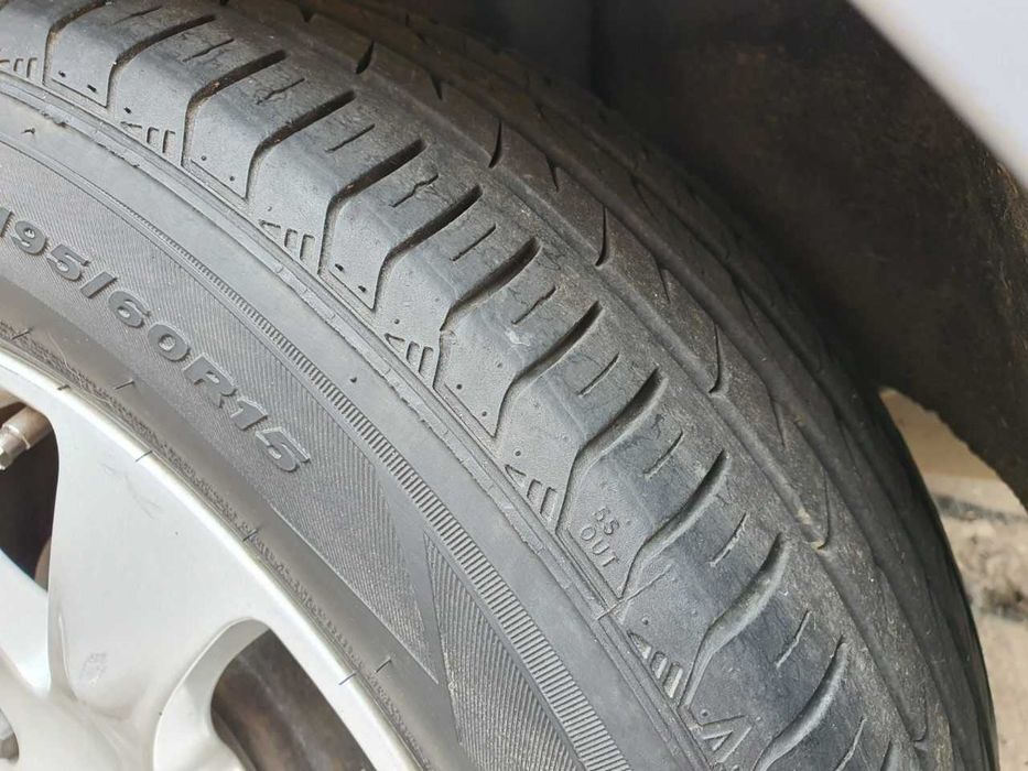 Форд Фюжен 1,4 бензин 2011 рік