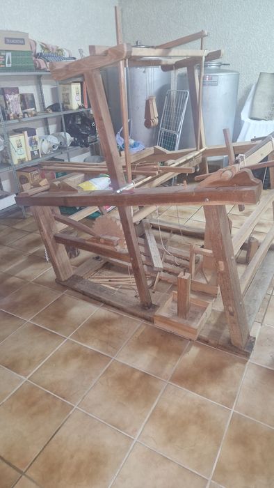 Tear artesanal de 170cm de largura.