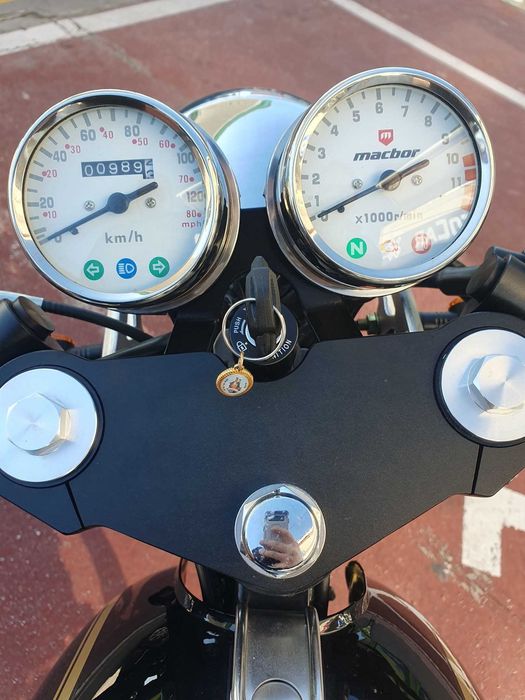 Moto 125 Café racer
