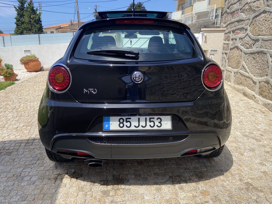 Vendo Alfa romeu mito 1300 jtdm com teto de abrir