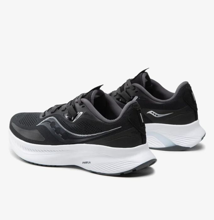 Новые кроссовки Saucony 37 размер