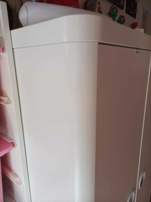 Roupeiro Ikea BUSUNGE - 80€ (como novo)