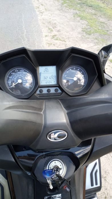 KYMCO downtown 350