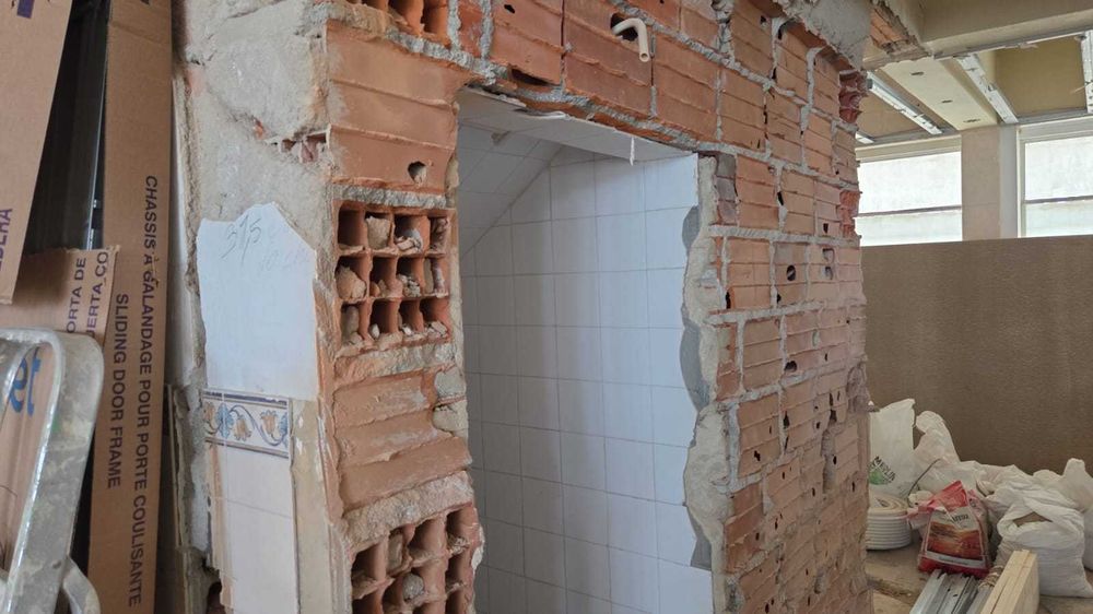 Apartamento T2 com suite em Paivas/Amora, Novo.