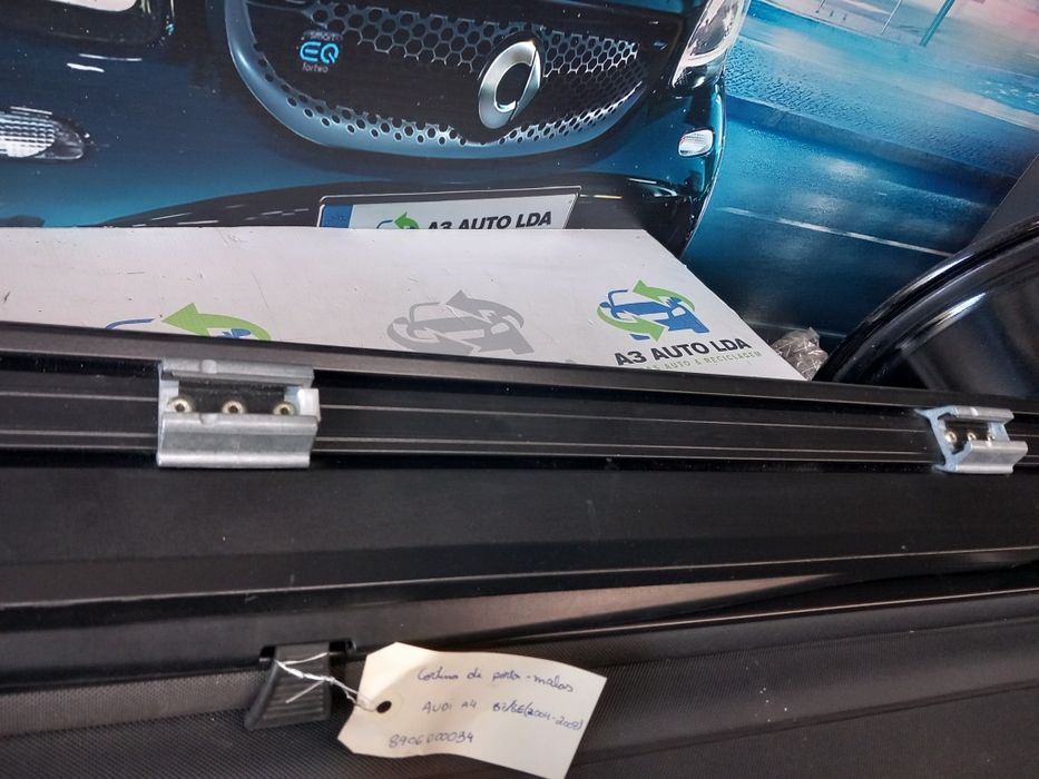Cortina de mala chapeleira Audi A4