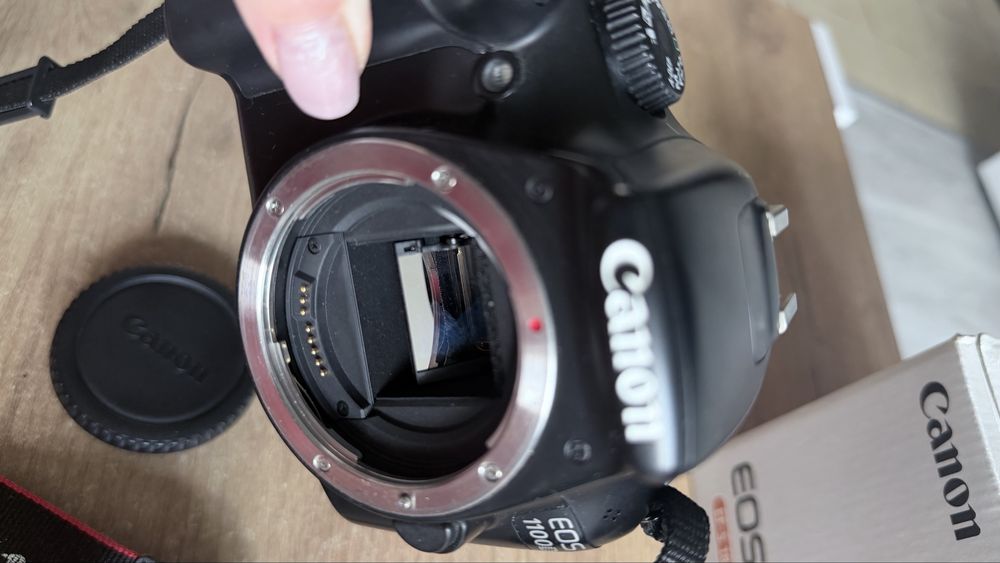 Canon EOS 1100D