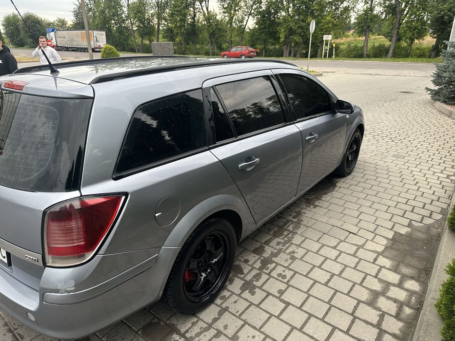 Продам opel astra h 2005