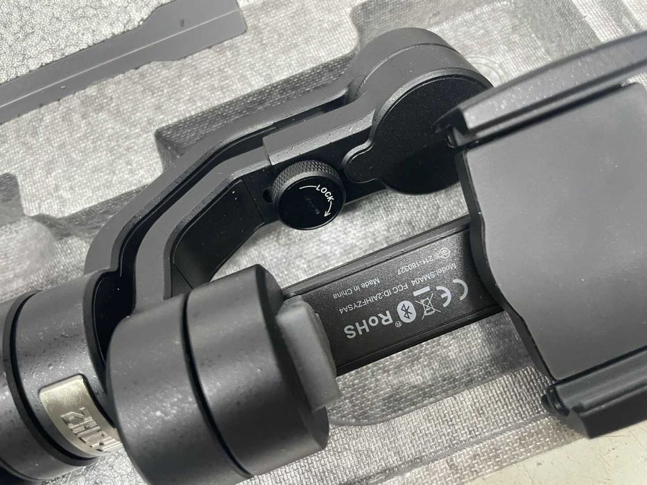 Стабилизатор Zhiyun Smooth 4 Стедикам для смартфонов